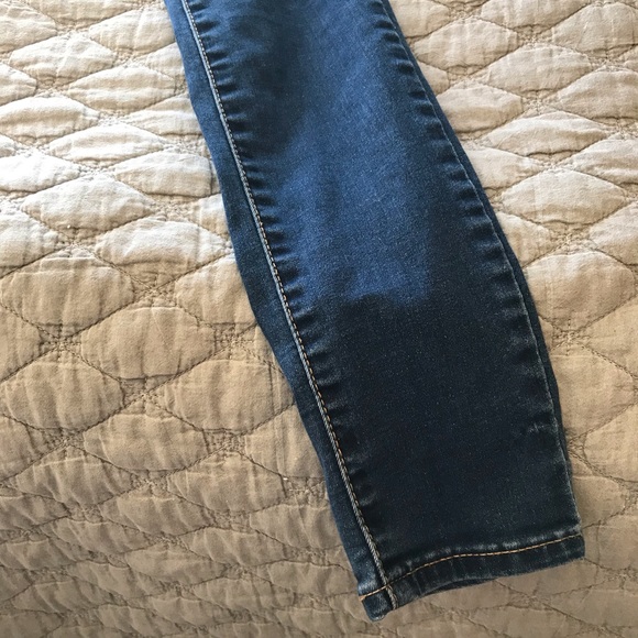 Levi 710 - Picture 4 of 4